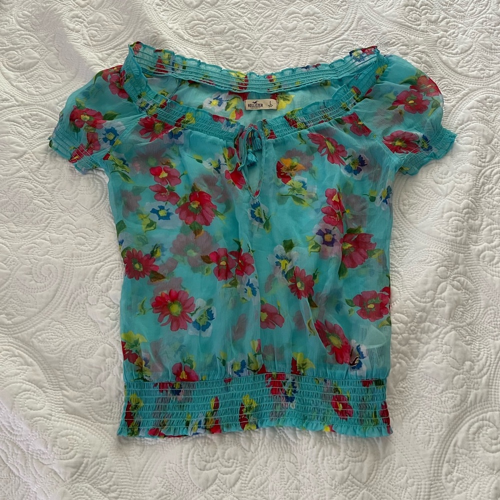 WOMEN'S HOLLISTER FLORAL BLOUSE